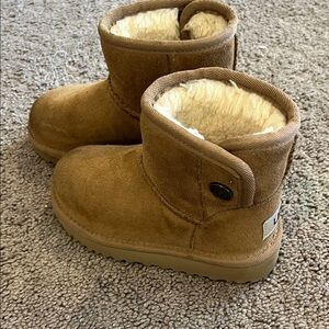 UGG Tan Boots with Plush Lining